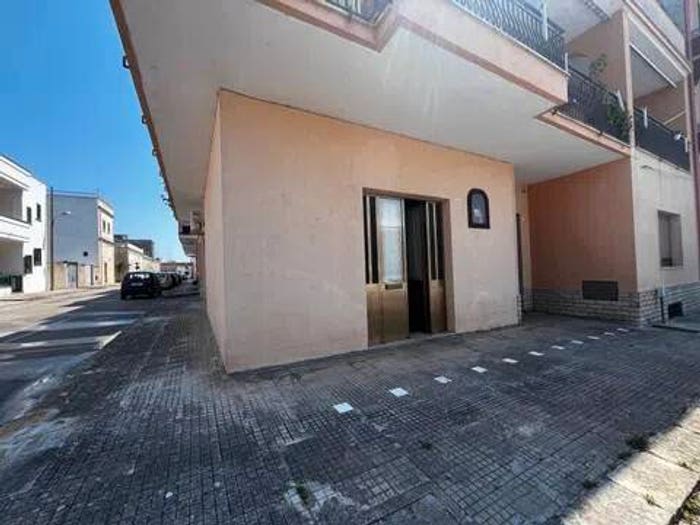 Casa con 5 locali in vendita in Via Umberto I, Corigliano d'Otranto