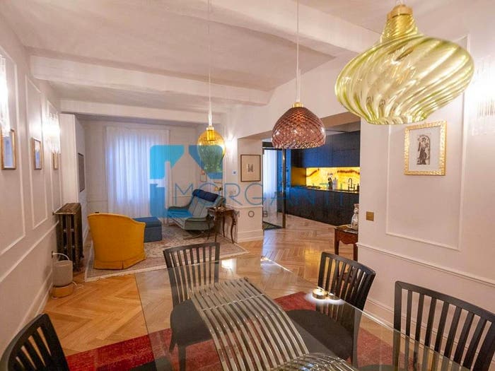 Casa con 5 locali in vendita in Pietrasanta
