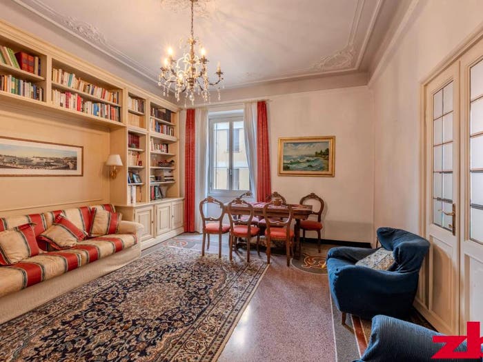 Appartamento con 6 locali in vendita in Via Nizza, Albaro, Genova