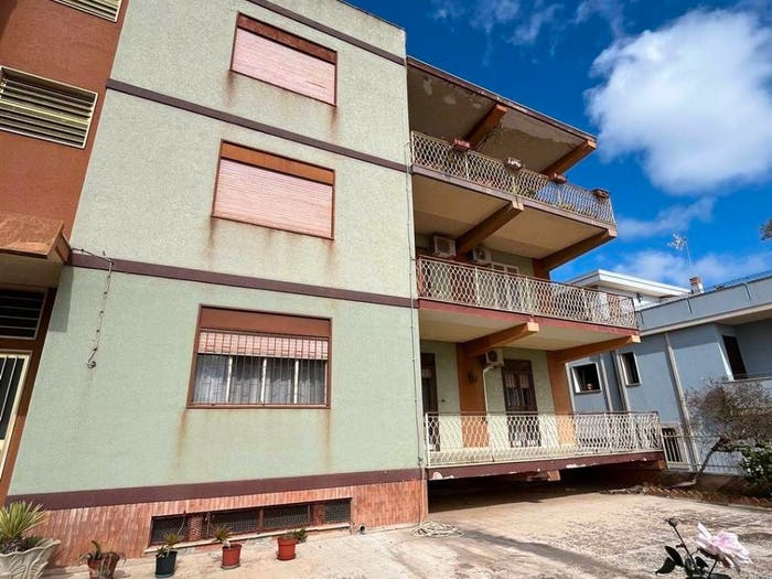 Appartamento con 6 locali in vendita in Via Pietro Nenni, Centro, Pachino