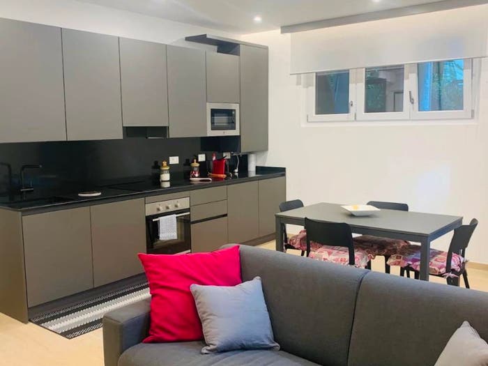 Appartamento trilocale in vendita in Via Guglielmo Calcagno, Centro, Varazze