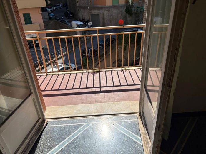 Appartamento quadrilocale in vendita in Via Antonio Cei, San Martino, Genova