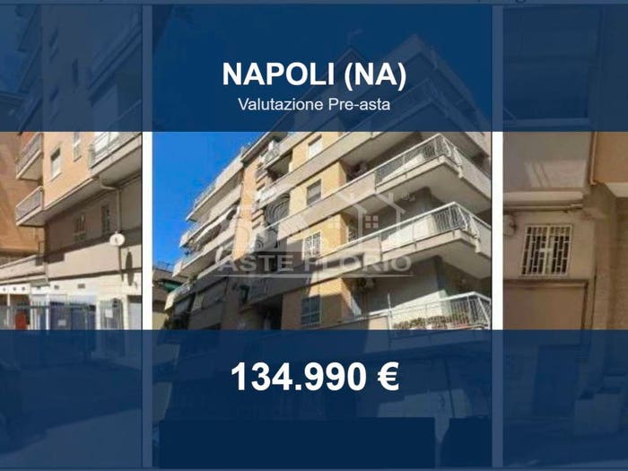 Appartamento quadrilocale in vendita in Via Nicola Romeo, Fuorigrotta Bagnoli, Napoli