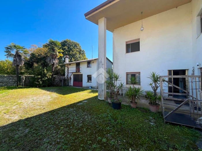 Casa quadrilocale in vendita in Via Piave, Nogaredo Di Prato, Martignacco