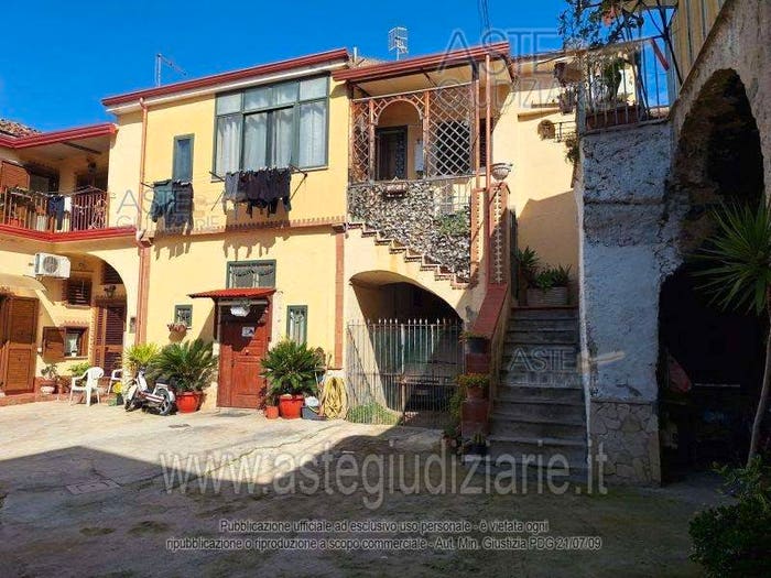 Appartamento monolocale in vendita in Via Montagna Caserta CE Italia, Centurano, Caserta
