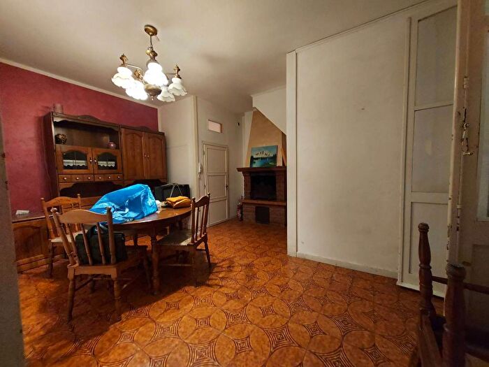 Appartamento quadrilocale in vendita in Via Ippolito Nievo, Pantano, Pesaro