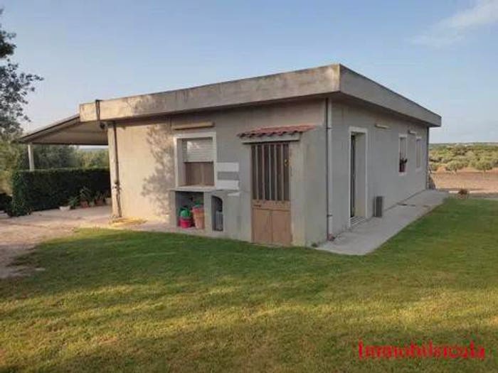 Casa quadrilocale in vendita in Contrada Sarmata No Number, Ispica
