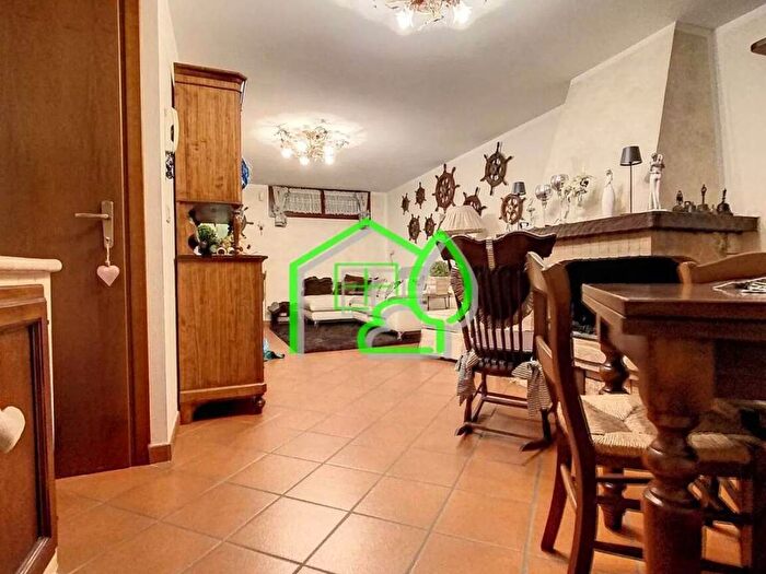Casa con 6 locali in vendita in Area Residenziale Ex Campo Di Aviazione Darsena Ex Campo Di Aviazione, Darsena Ex Campo di Aviazione, Viareggio