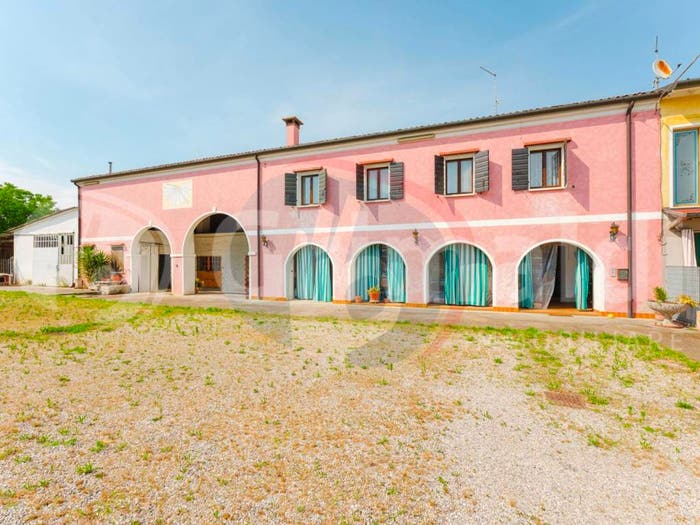 Casa con 6 locali in vendita in Via Salgaro, Centro, Campodarsego
