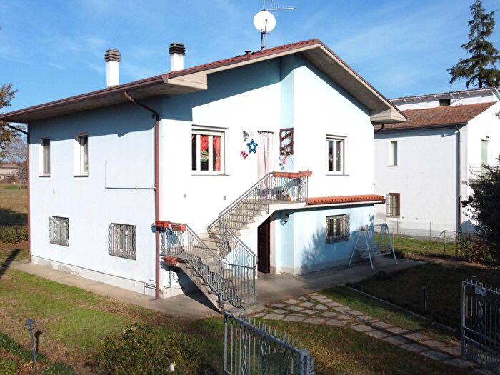 Casa trilocale in vendita in Para, Forli'