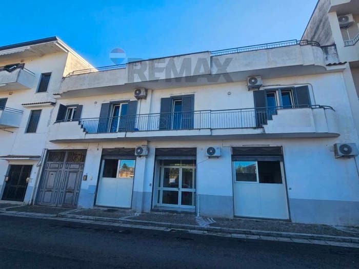 Casa con 6 locali in vendita in Centro, Caivano