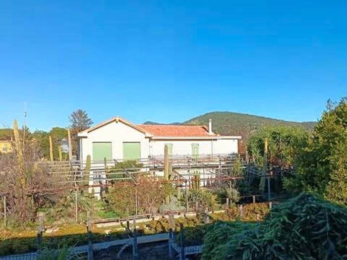 Casa con 6 locali in vendita in Via Selva Dolce, Zona Collinare, Bordighera
