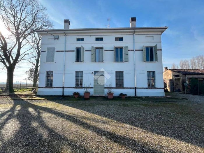 Casa con 5 locali in vendita in Via Cort'Alta, Castelbelforte