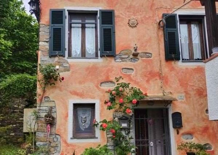 Casa con 6 locali in vendita in LOCALITA' MULINO, Rossi, Stellanello