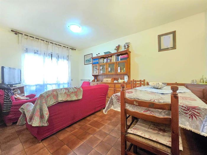 Appartamento con 6 locali in vendita in Camaiore Paese, Camaiore