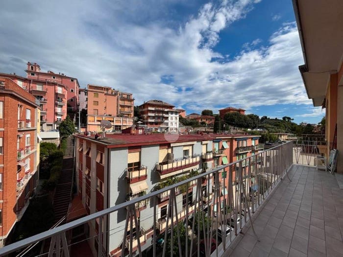 Appartamento quadrilocale in vendita in Via nino gerini, Lerici Paese, Lerici