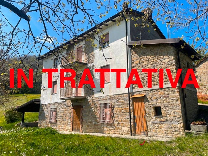 Casa con 6 locali in vendita in Lama Mocogno