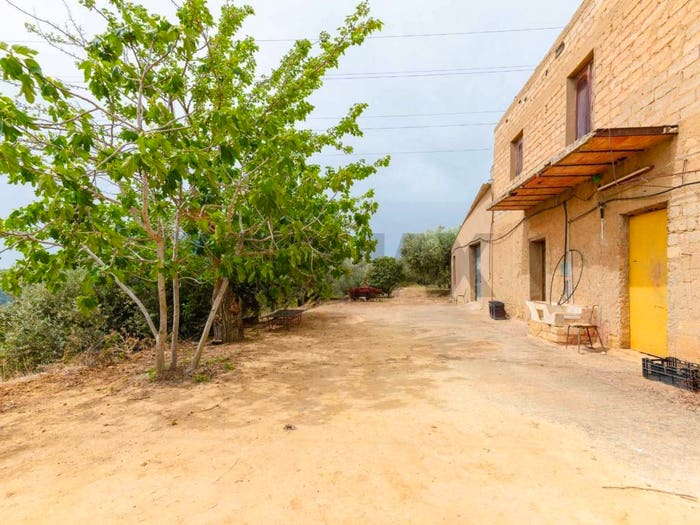 Casa con 5 locali in vendita in sp bongiovanni cda vaccarizzo, Caltagirone