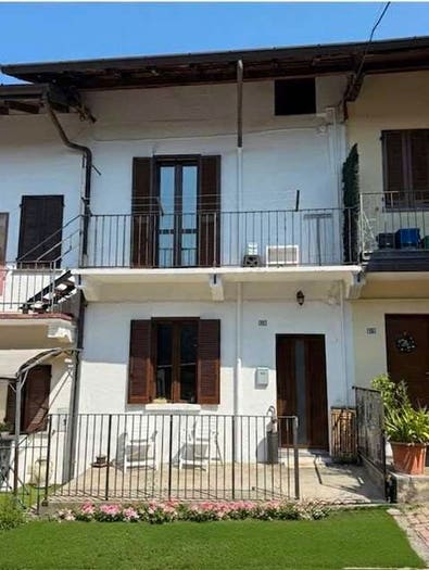 Appartamento quadrilocale in vendita in Vicolo Alvod, Centro, Taino