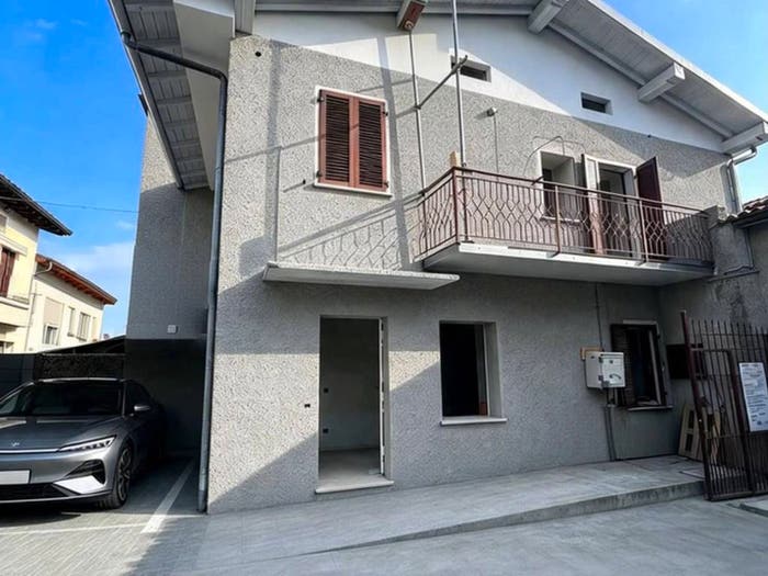 Casa trilocale in vendita in Via Villa di Sopra, Bornato, Cazzago San Martino