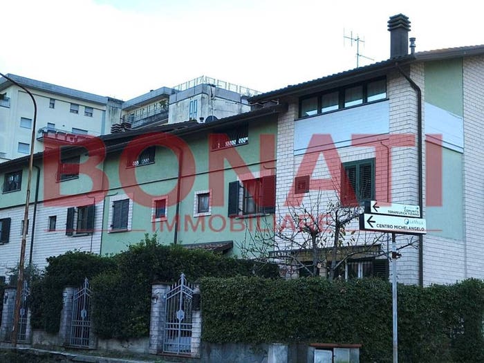 Casa con 6 locali in vendita in SS, Centro, Aulla