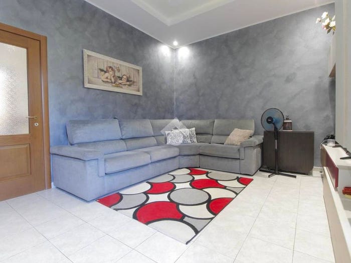 Appartamento trilocale in vendita in Via Lampugnani, Centro, Cerro Maggiore