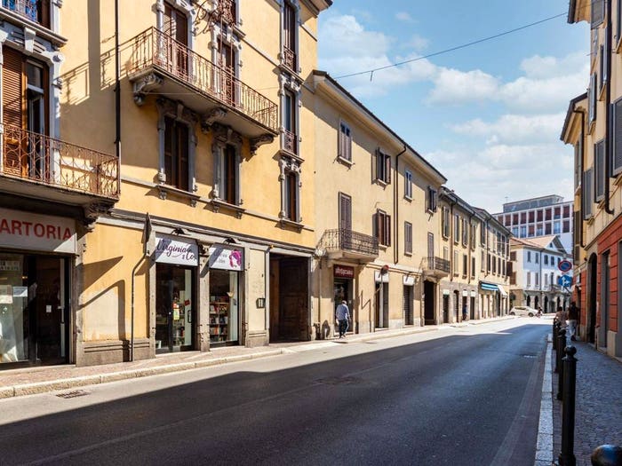 Appartamento trilocale in vendita in Via Carlo Prina, San Biagio, Monza