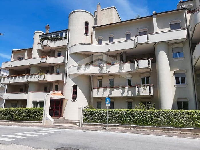 Appartamento con 6 locali in vendita in Via Principe di Piemonte, Cese, Campobasso