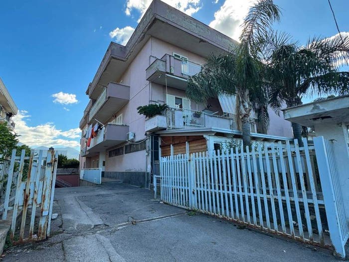 Appartamento con 5 locali in vendita in Via Valeriana, Contrada Cesina, Tufino