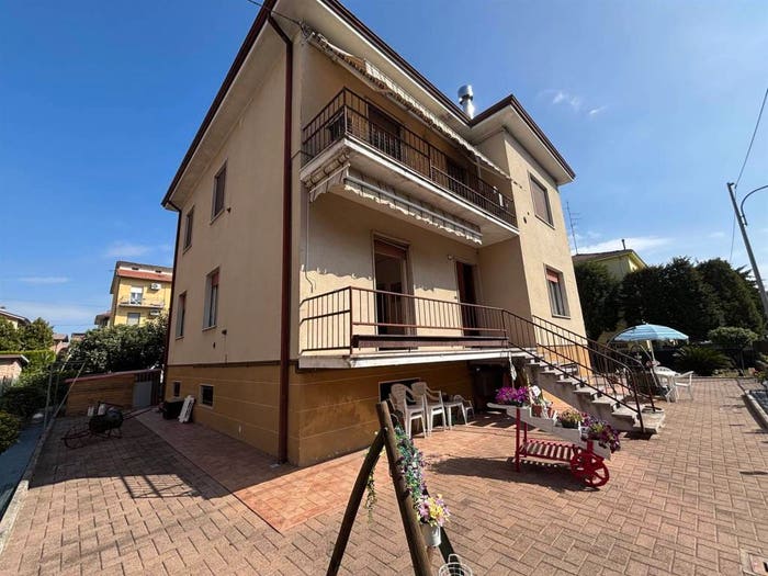 Appartamento quadrilocale in vendita in Centro, Sant'Ilario d'Enza
