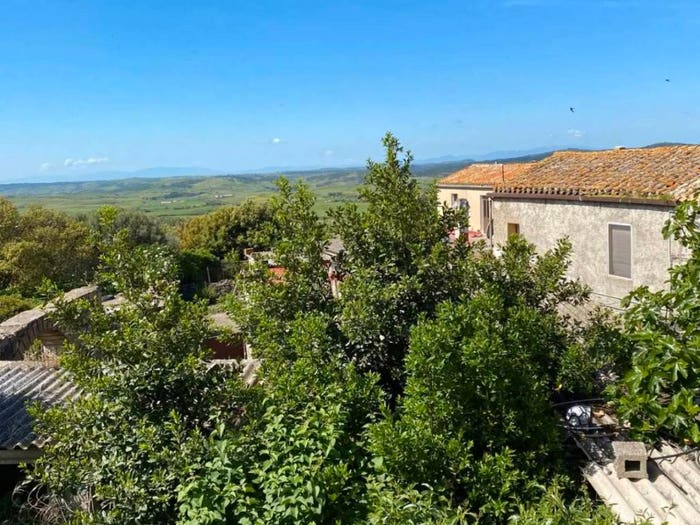 Casa con 5 locali in vendita in Via Vittorio Veneto, Nurri