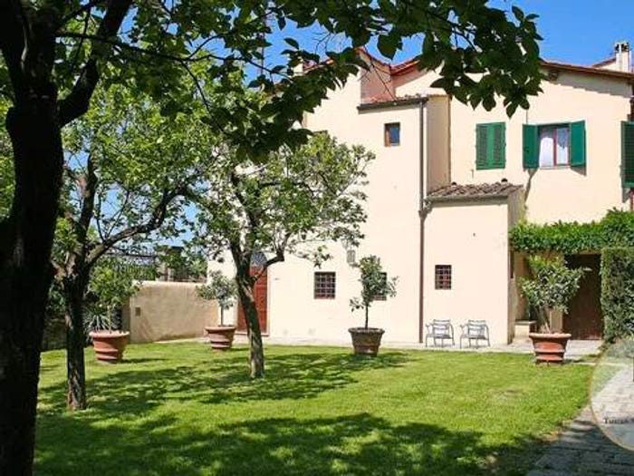 Casa con 5 locali in vendita in Neighbourhood Pian Dei Giullari, Michelangelo Poggio Imperiale, Firenze