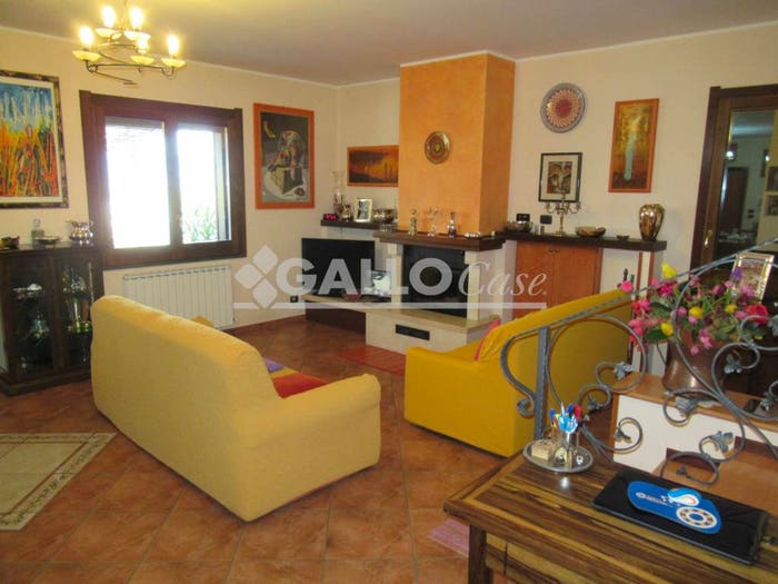 Casa con 6 locali in vendita in Cda Mussano, Gergeri, Cosenza