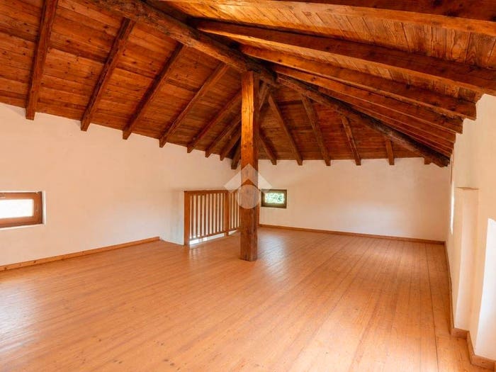Casa con 6 locali in vendita in Via Gogatti, Seregnano, Civezzano