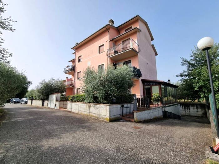 Casa con 5 locali in vendita in Case Sparse Montecchio, Macchia Della Madonna, Cortona