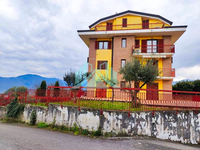 Appartamento con 5 locali in vendita in Contrada Brecciale, Aiello del Sabato