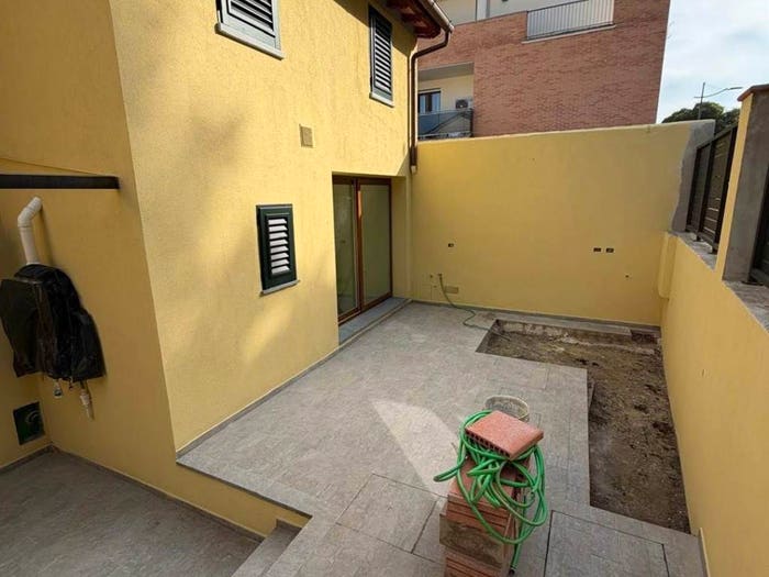 Casa quadrilocale in vendita in Novoli, Firenze