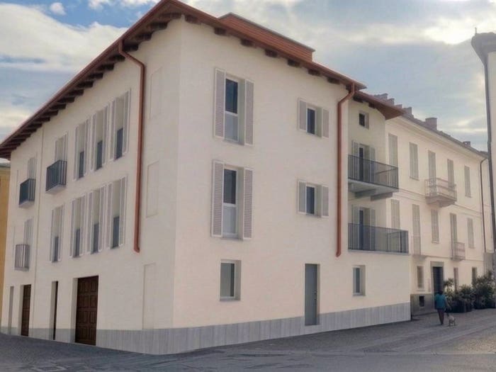 Appartamento trilocale in vendita in Via del Pino, Centro Storico, Pinerolo