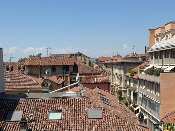 Appartamento quadrilocale in vendita in Corso Michele Coppino, Centro, Alba