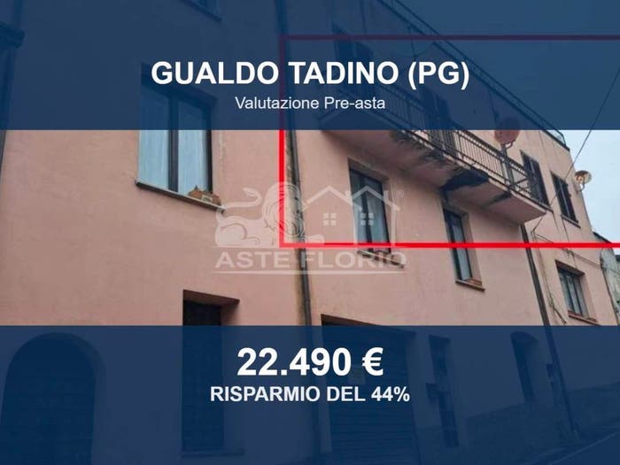 Appartamento trilocale in vendita in Via V Luglio, Centro, Gualdo Tadino