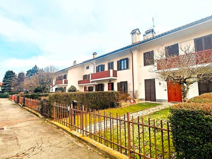 Casa con 6 locali in vendita in Strada Tagliaferro, Tagliaferro Tetti Piatti, Moncalieri