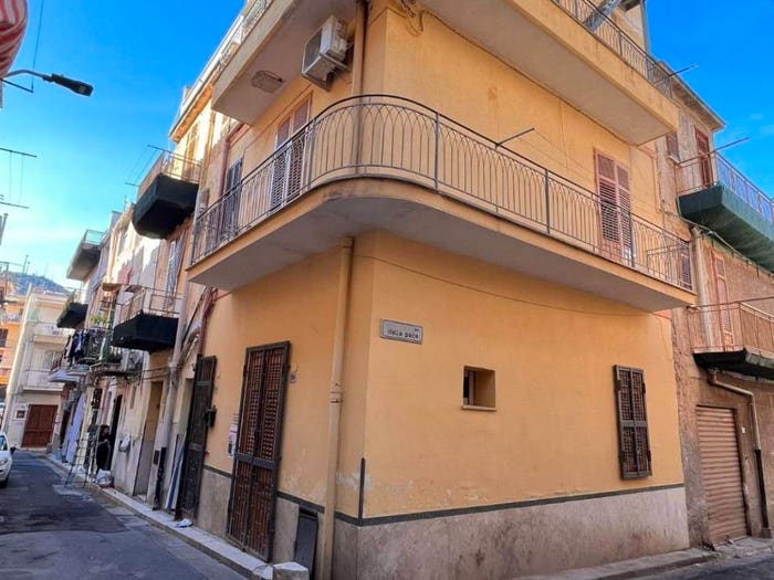 Casa con 6 locali in vendita in Via Maestro d'Acqua, Centro, Bagheria