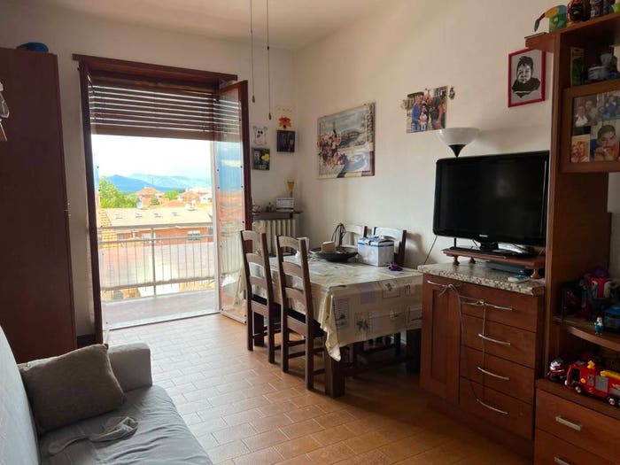 Appartamento trilocale in vendita in Centro, None