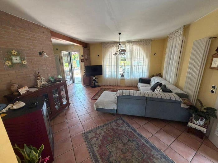Casa con 6 locali in vendita in Piazza Papadopoli, Centro, San Polo di Piave