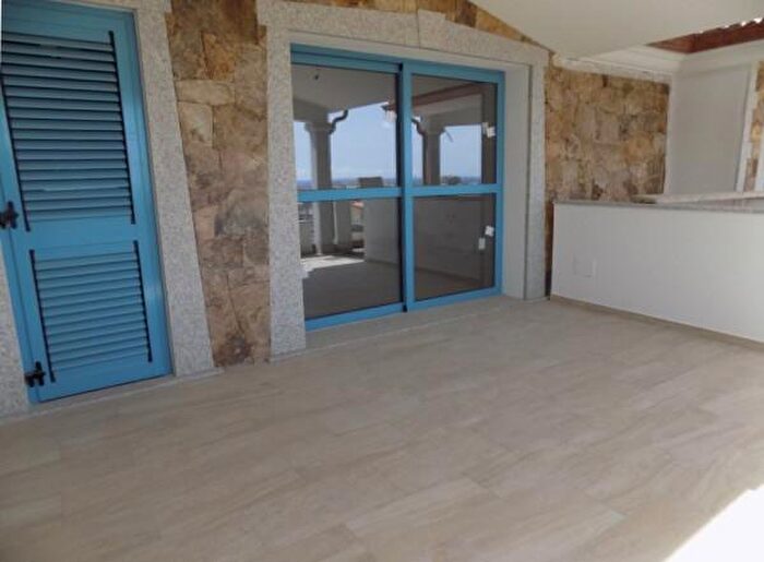 Appartamento trilocale in vendita in Via Nazario Sauro, Siniscola