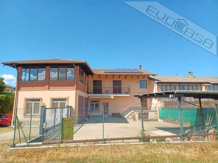 Casa con 5 locali in vendita in Via Torre Moccia, Barge