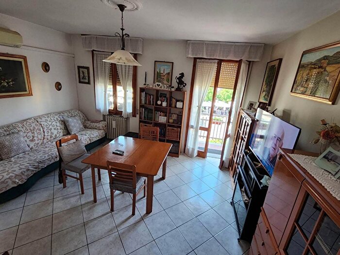 Appartamento con 5 locali in vendita in Via Verdeta, Bomporto
