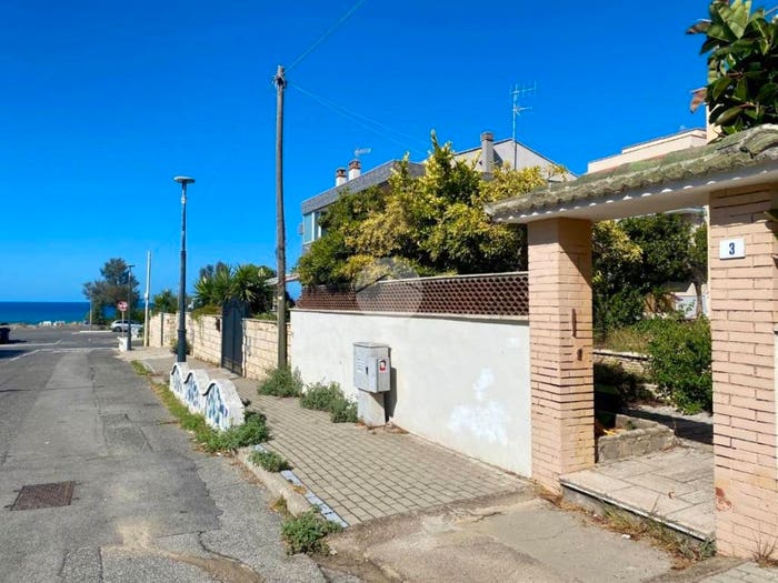 Appartamento quadrilocale in vendita in Via partenope, Lido di Cincinnato Sirene, Anzio