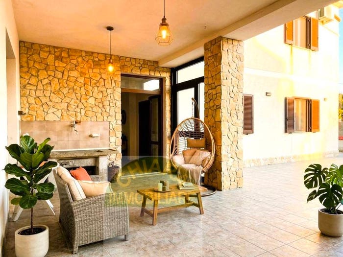 Casa con 6 locali in vendita in Contrada Tratturo, Gissi