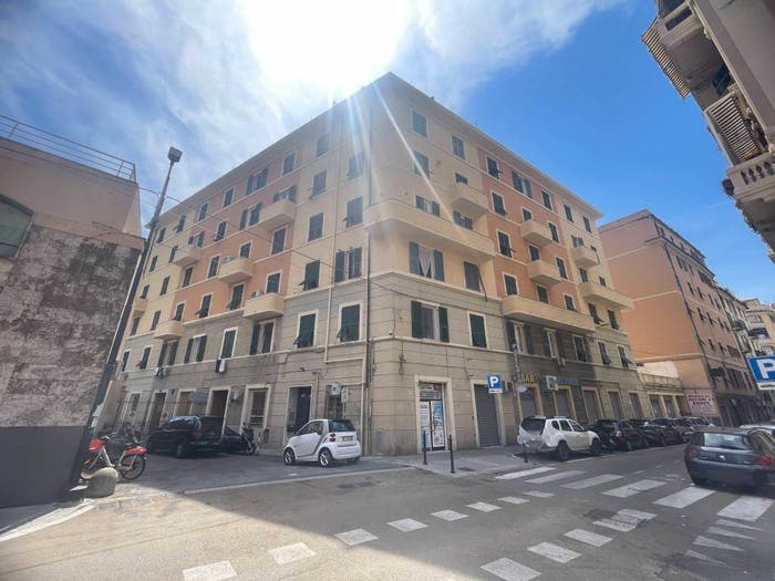 Appartamento bilocale in vendita in Via Luigi Dottesio, Sampierdarena, Genova